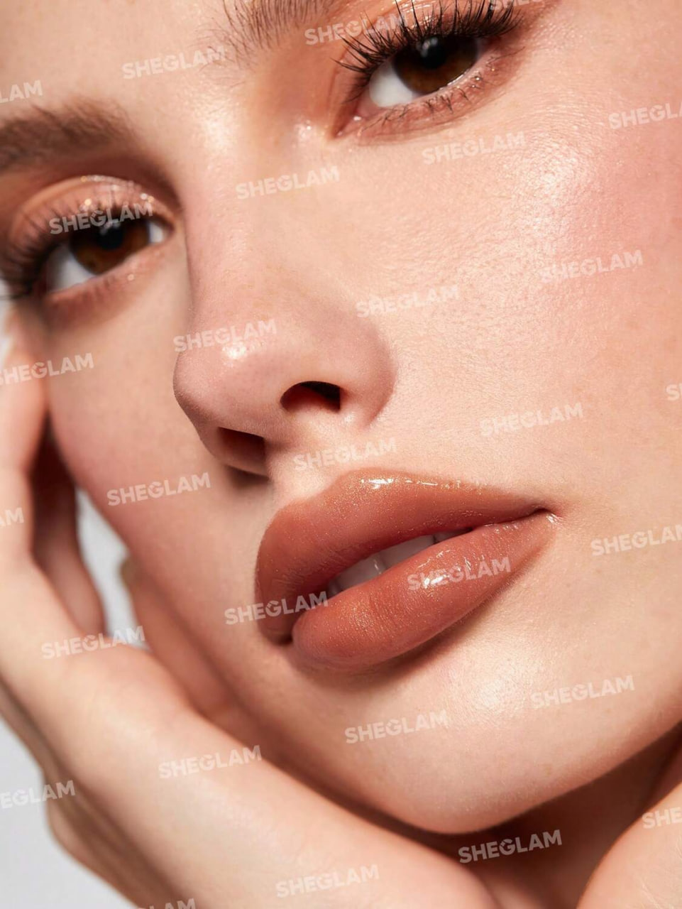 Power_Bouquet_Lip_Gloss_Vipeach_3
